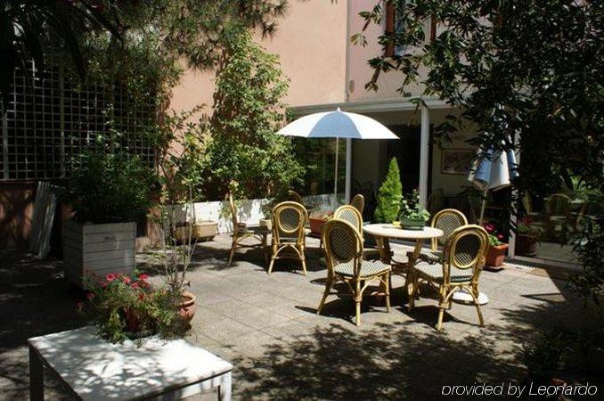 Garden Hotel Τουλούζη Εξωτερικό φωτογραφία