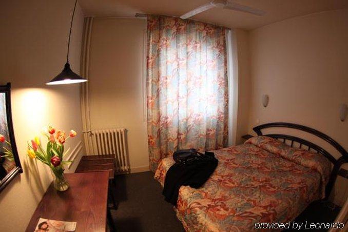 Garden Hotel Τουλούζη Δωμάτιο φωτογραφία